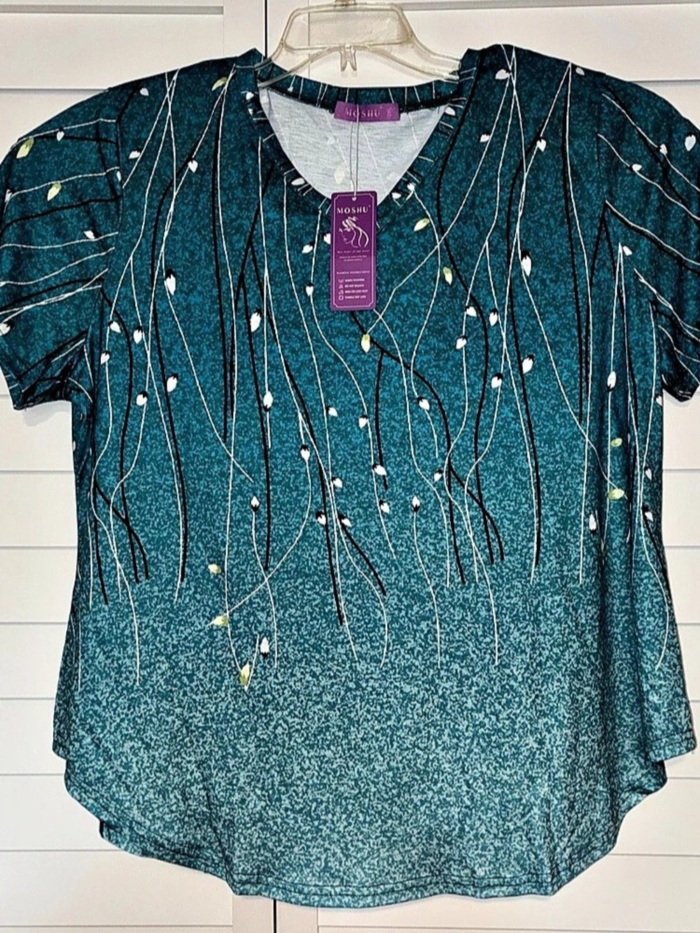 Moshiu Abstract Short Sleeve Blouse in Blue & Green Size 2XL NWT
